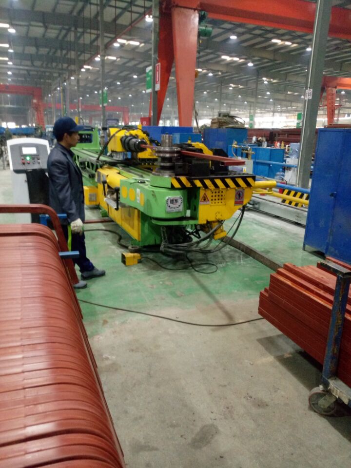 安徽德系重工与珠海格力智能装备有限公司DETSCH 89-2S-TW数控推弯弯管机在厂生产